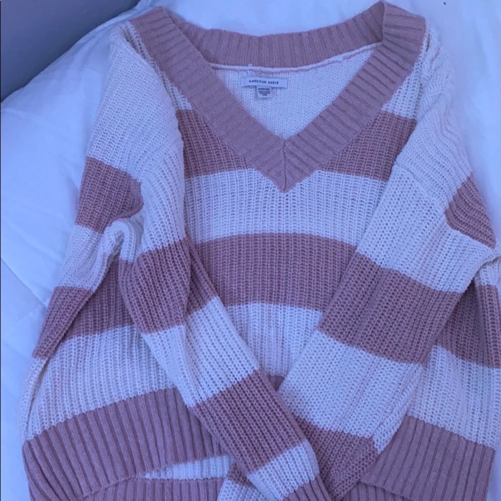 American eagle sweater